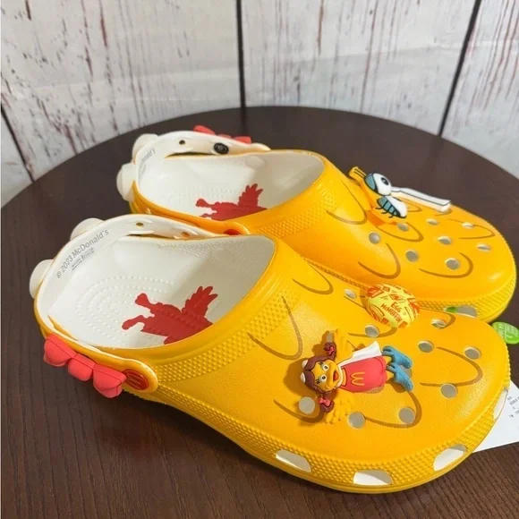 Crocs x McDonald’s Birdie Yellow Clog in size 10 Men’s 12 Women’s - Picture 12 of 12